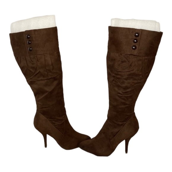 PIERRE DUMAS “Elvis 1” Chocolate Brown Suede High Heel Pointed Toe Tall Boots,8M - Picture 6 of 13